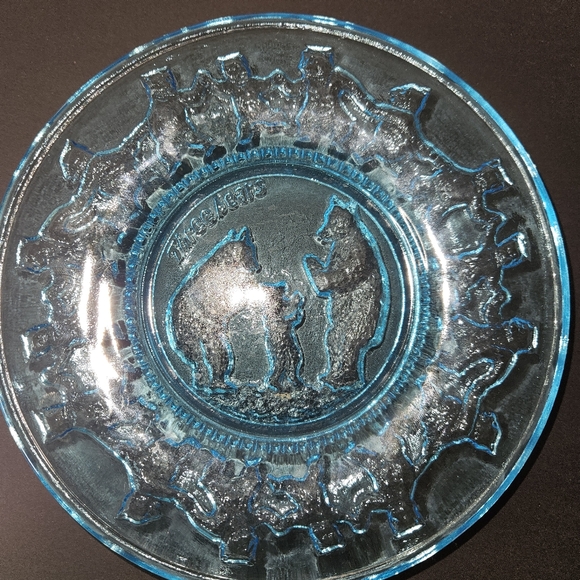 Tiara Indiana Blue Glass Nursery Rhyme Salad/ Desert/ Luncheon Plate set of 4 - Picture 8 of 14